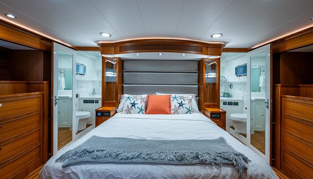 CARA MIA yacht for sale 32