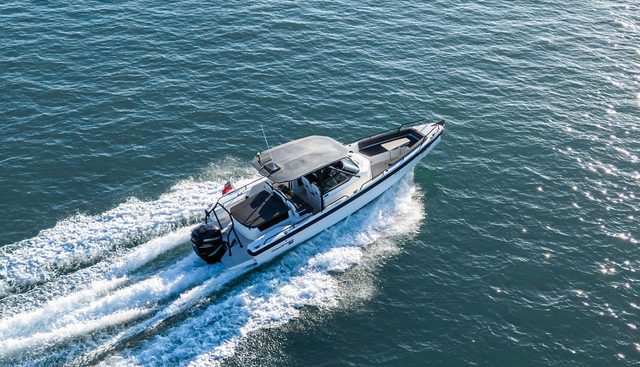 MR B yacht for sale 8