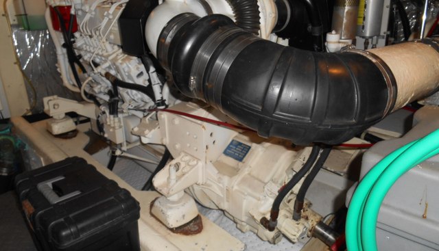 Lucky yacht for sale 43