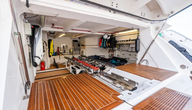 ALADDIN yacht for sale 74