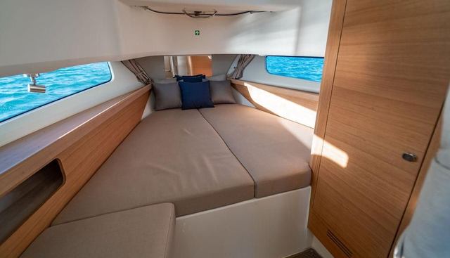 Volare yacht for sale 33