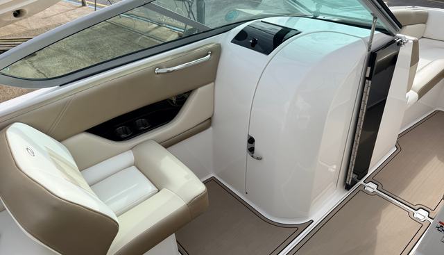 Off Piste 2 yacht for sale 5