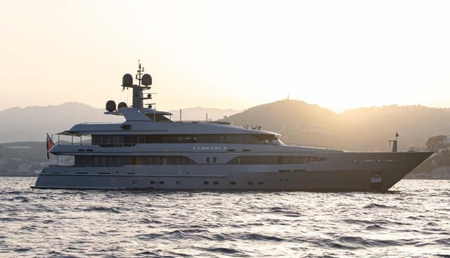 VIBRANCE yacht for sale 52