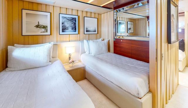 DYLAN ANNE yacht for sale 19