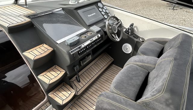 noname yacht for sale 12