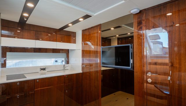 noname yacht for sale 9