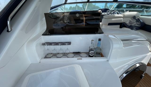 noname yacht for sale 10