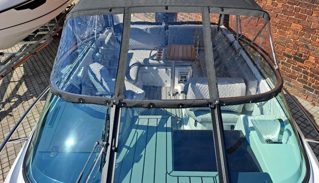 F650 yacht for sale 13
