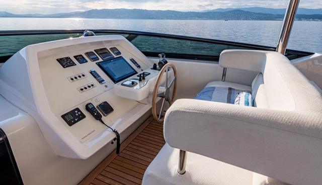 CALM yacht for sale 18