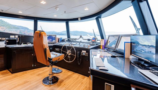 Lotus yacht for sale 22