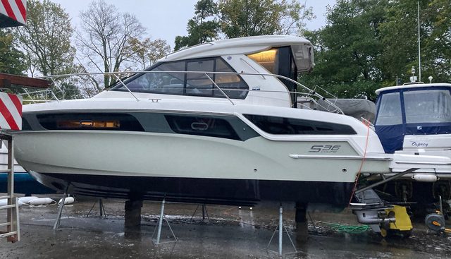 Dignity yacht for sale 7