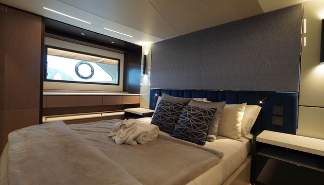 21793 yacht for sale 24
