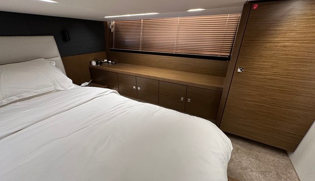 Mollie yacht for sale 39