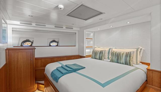 ARCHIPELAGO yacht for sale 17