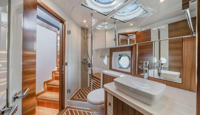 noname yacht for sale 33