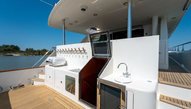 MEMORY BANK yacht for sale 32