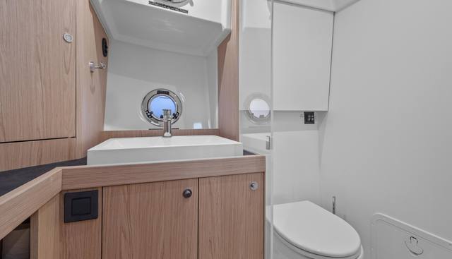 Unfiltered yacht for sale 30