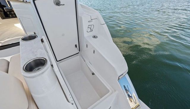 Treehouse yacht for sale 14