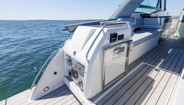 Cosmetic Sturgeon yacht for sale 22