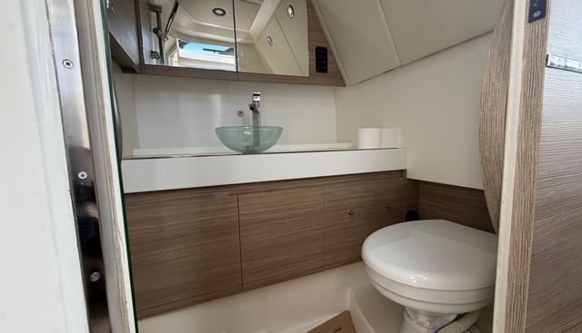 noname yacht for sale 30