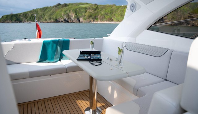Serafina yacht for sale 8