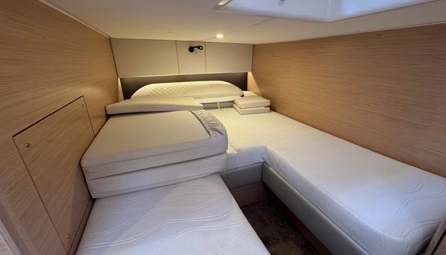 noname yacht for sale 37