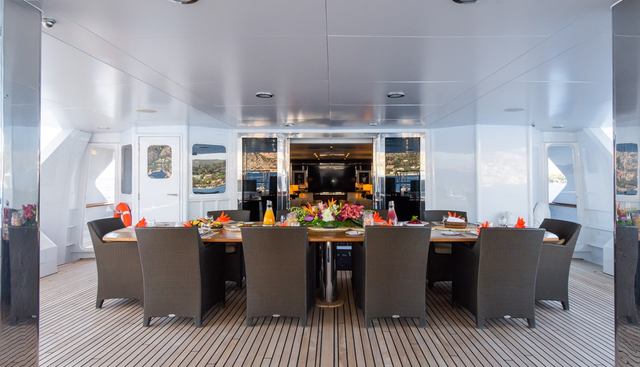 THE WELLESLEY yacht for sale 24