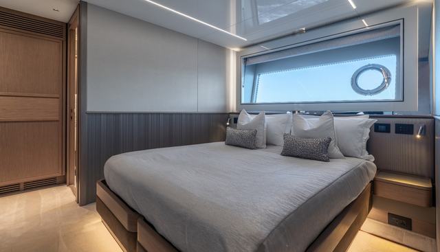 AURELIUS yacht for sale 25