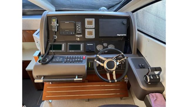 QUICKSILVER 1 yacht for sale 12