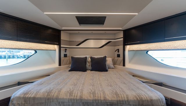 1262475 yacht for sale 35