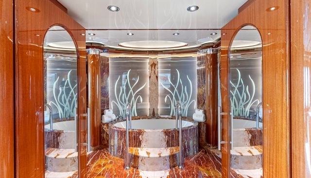 Amica Mea yacht for sale 30