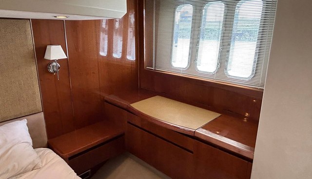 noname yacht for sale 37
