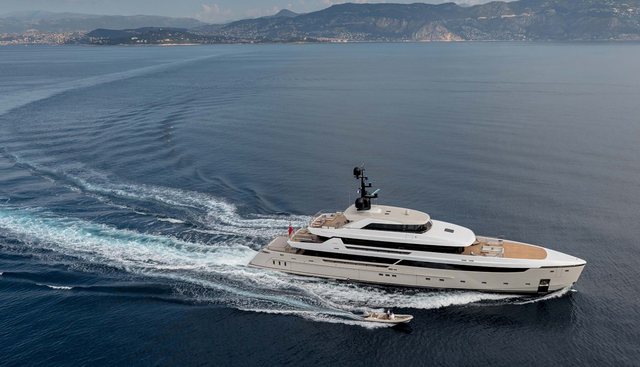 Lemon Tree yacht for sale 33