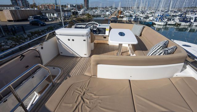 Escape of Ipswich yacht for sale 12