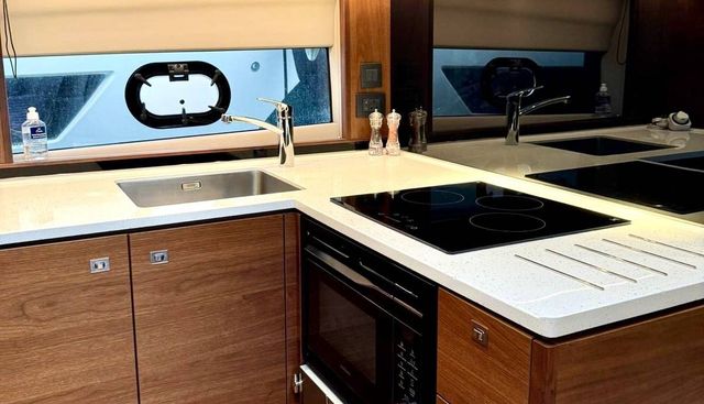 noname yacht for sale 24