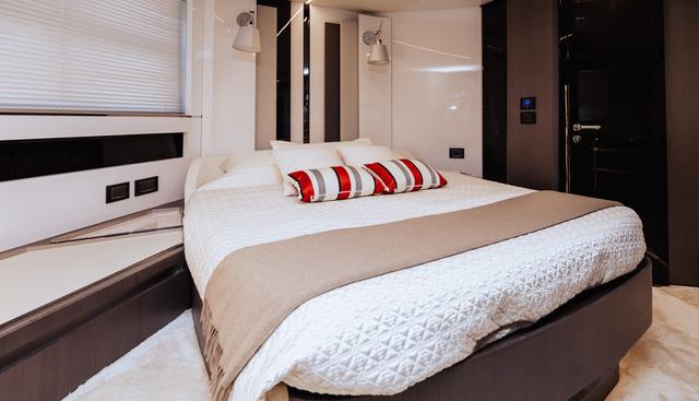 Sierra yacht for sale 13