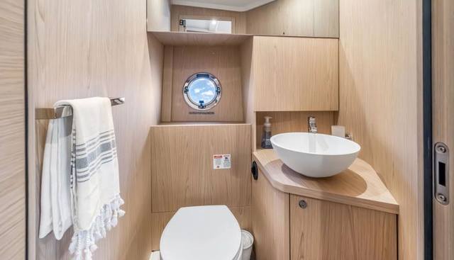 NEVERLAND yacht for sale 29