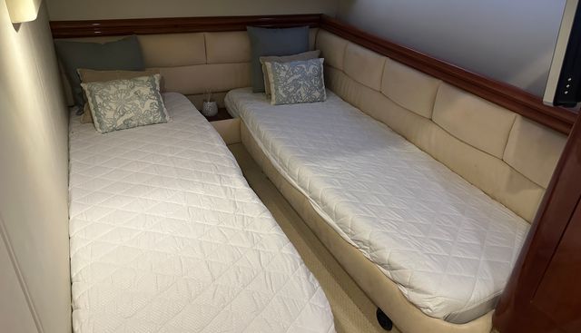 Ayesha yacht for sale 23