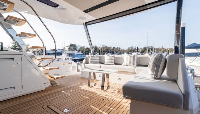 3102668 yacht for sale 20