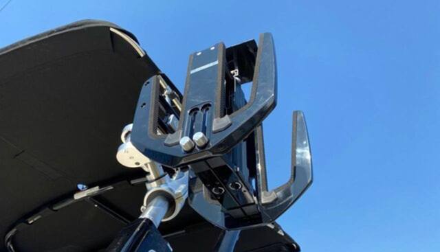 R7 yacht for sale 14