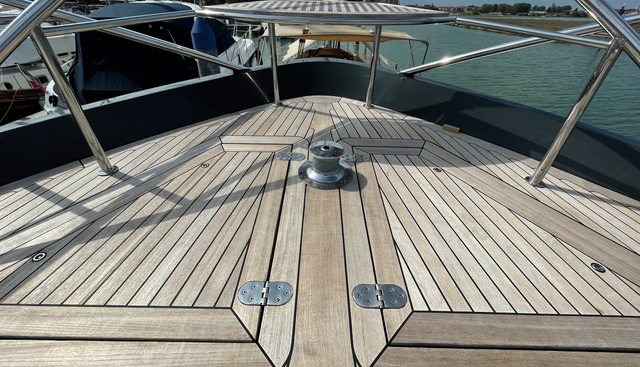 noname yacht for sale 10