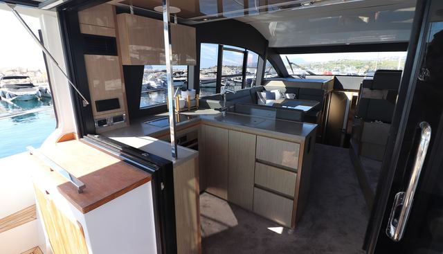 SEALINE yacht for sale 10