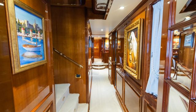 STELLA FIERA yacht for sale 50