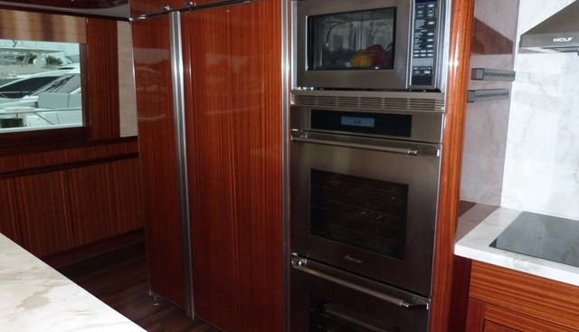 REMY ROO yacht for sale 17