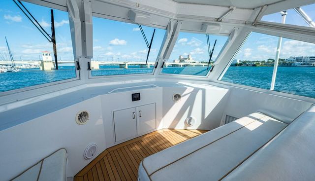 ENCHANTRESS yacht for sale 59