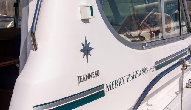 Merry Fisher 805 Limited yacht for sale 3