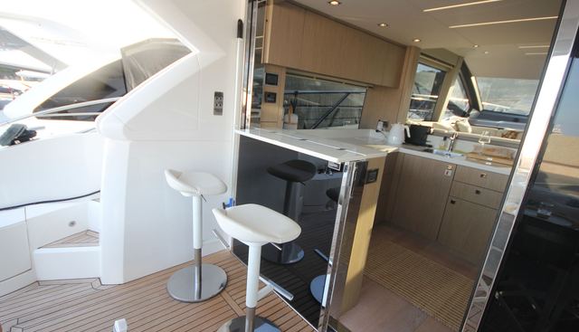 SUZY Q yacht for sale 22