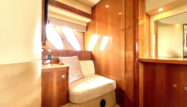 noname yacht for sale 30