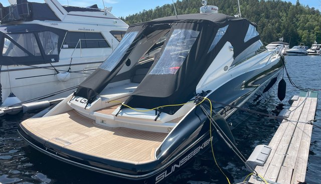 CGI yacht for sale 9