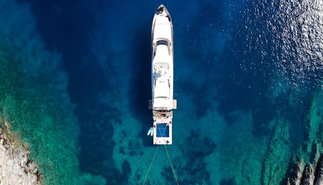 Bunker yacht for sale 14